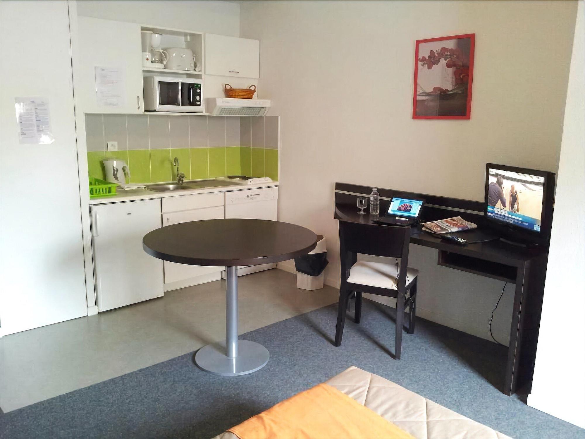 Nemea Appart Hotel Home Suite Nancy Centre المظهر الخارجي الصورة