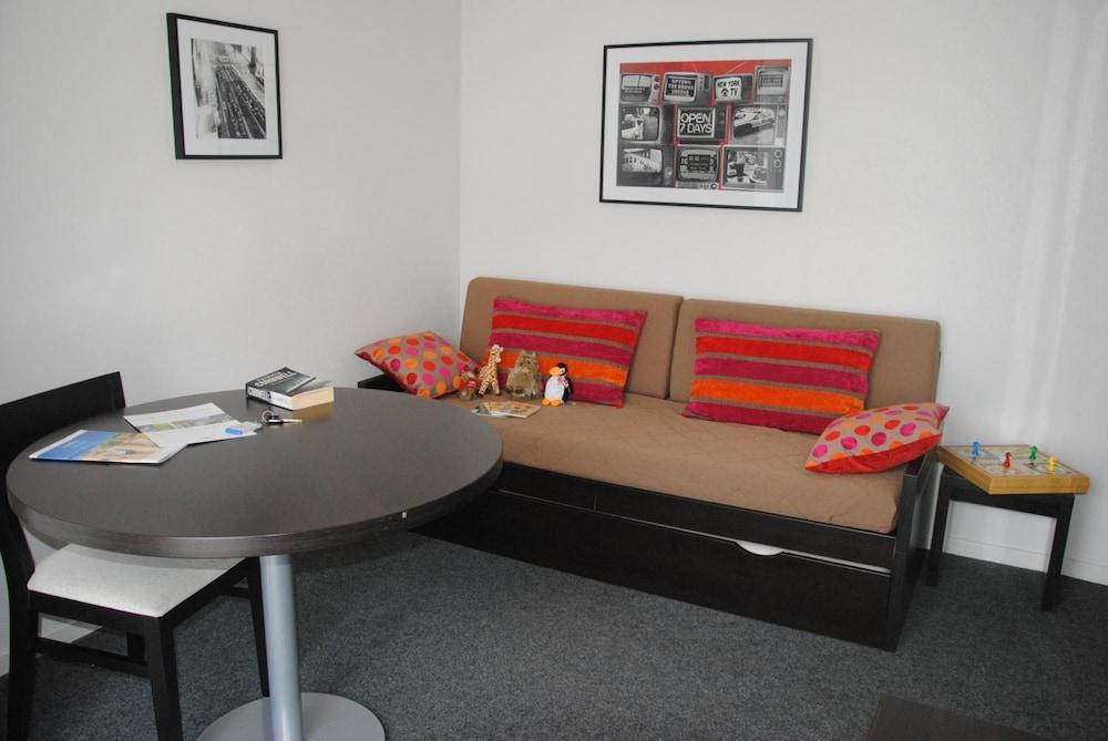 Nemea Appart Hotel Home Suite Nancy Centre المظهر الخارجي الصورة