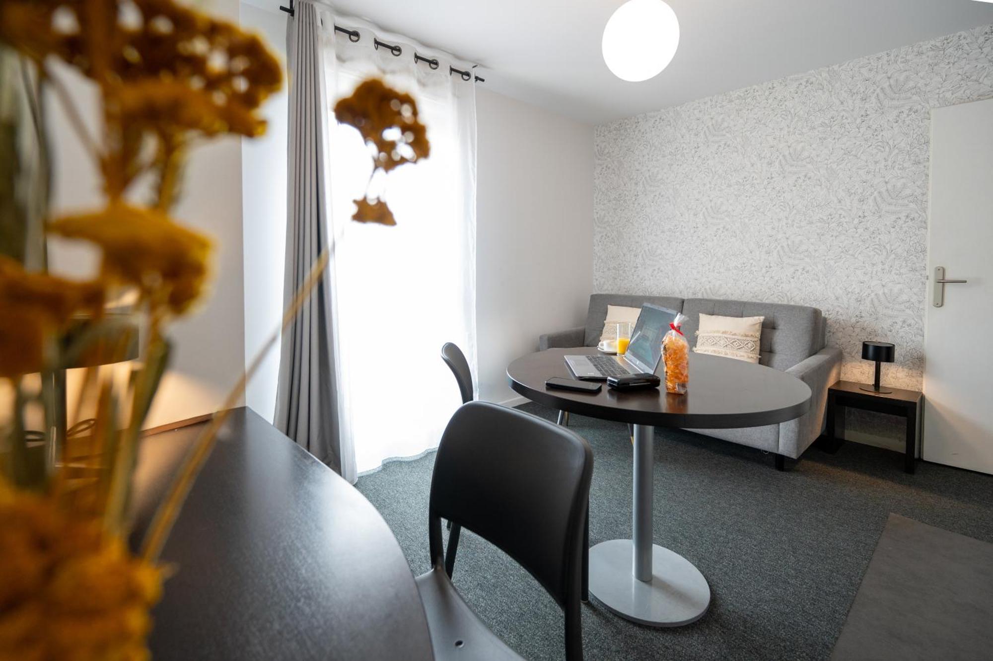 Nemea Appart Hotel Home Suite Nancy Centre المظهر الخارجي الصورة